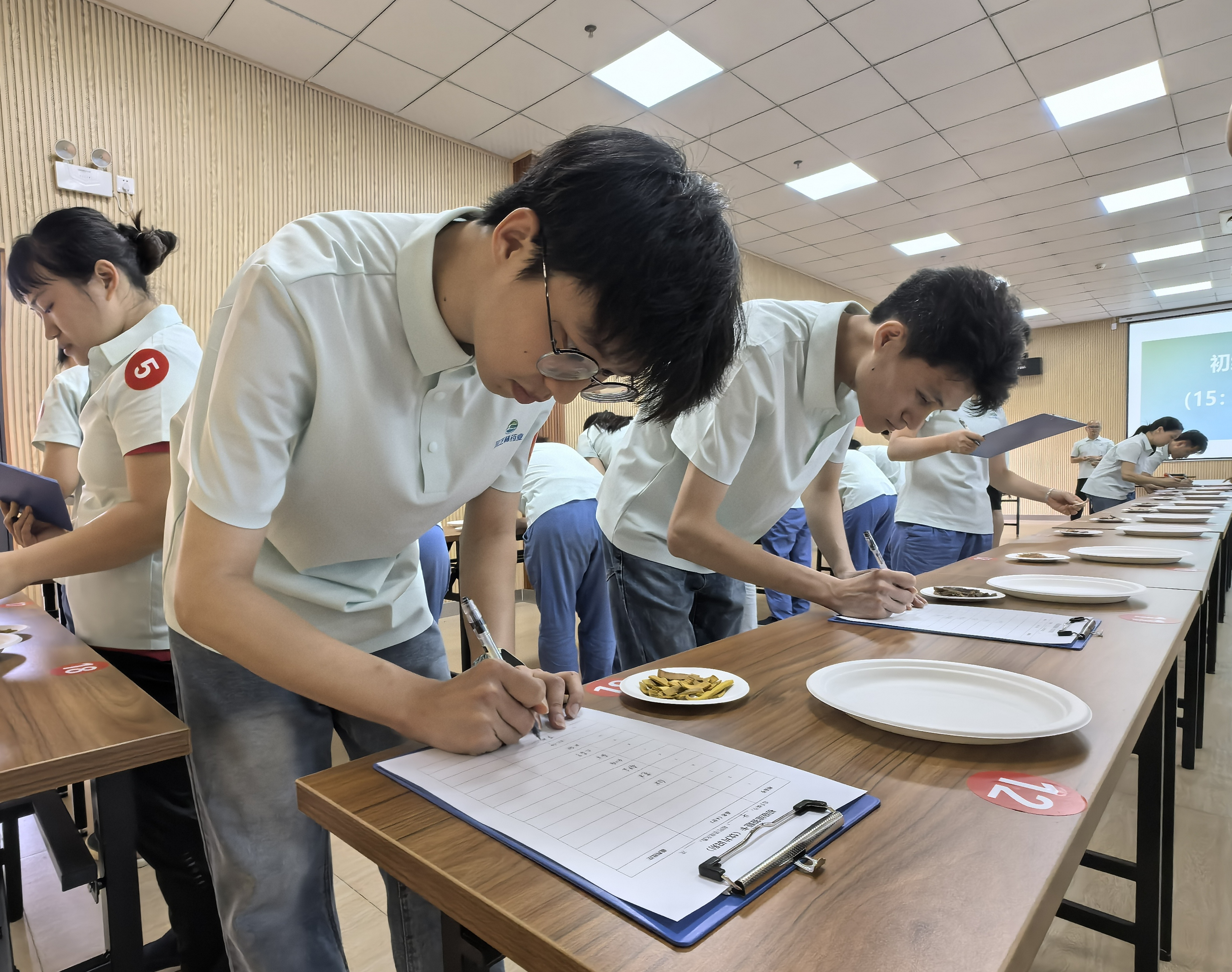 匠心鉴药展风采 技能比拼促提升丨梅州公司工会举行劳动竞赛